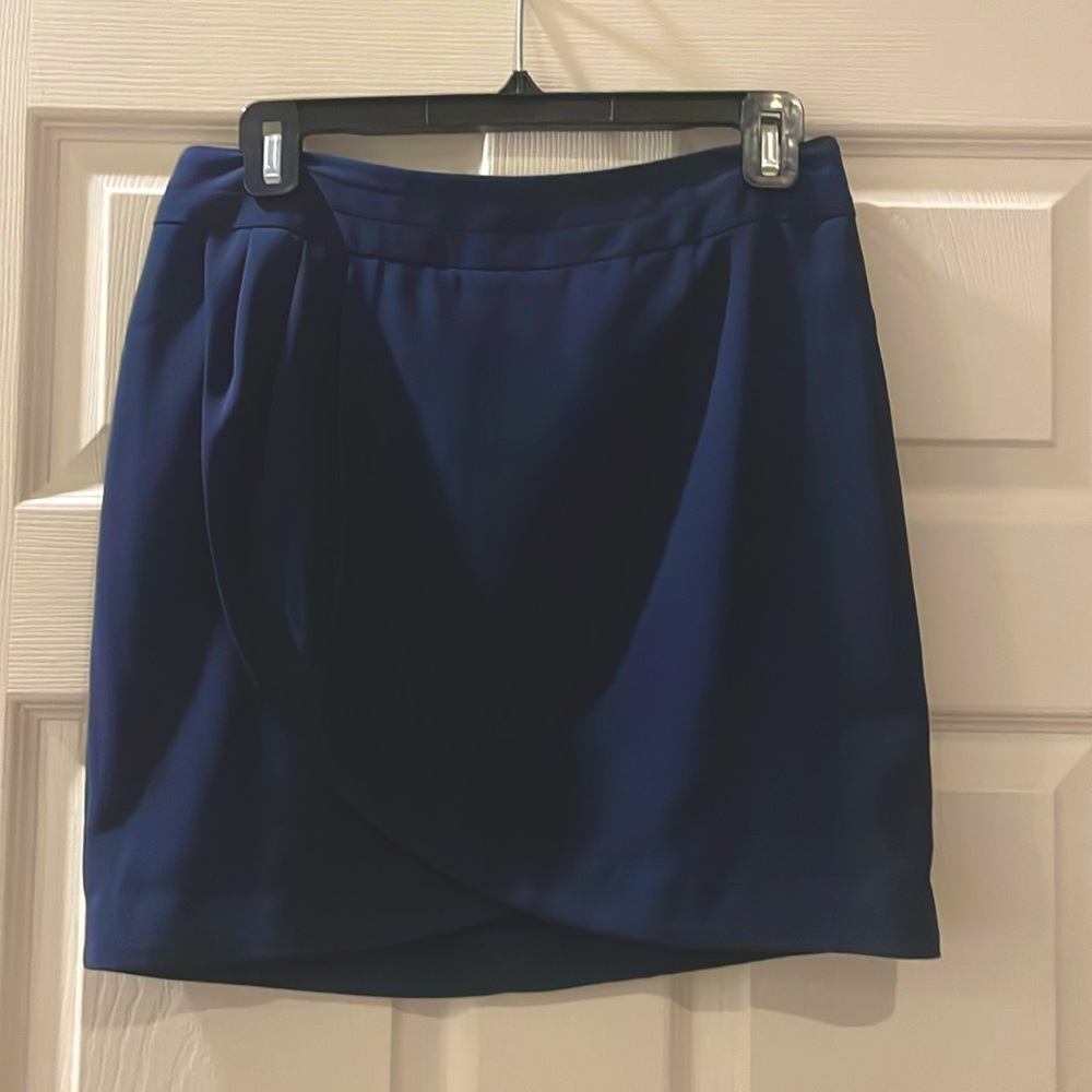 Banana Republic navy skirt | size 2